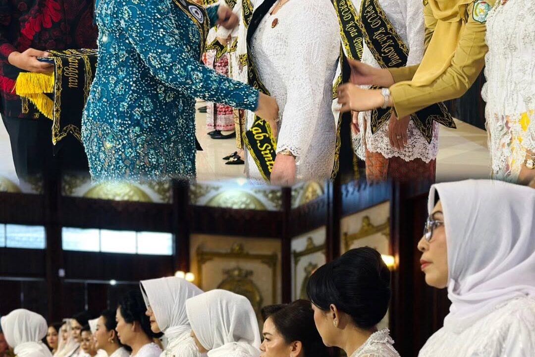 Ny. Hermina Bala resmi dilantik sebagai Ketua Tim Penggerak PKK Kabupaten Sintang periode 2025-2030. Foto: Prokopim Sintang